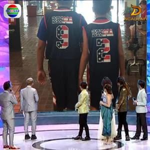 Meet your Posher, Rafael